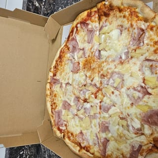 Hawaiian Pizza