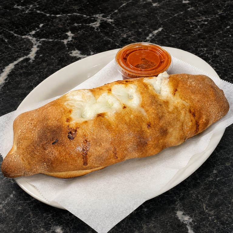 Savor Our Authentic Cannoli